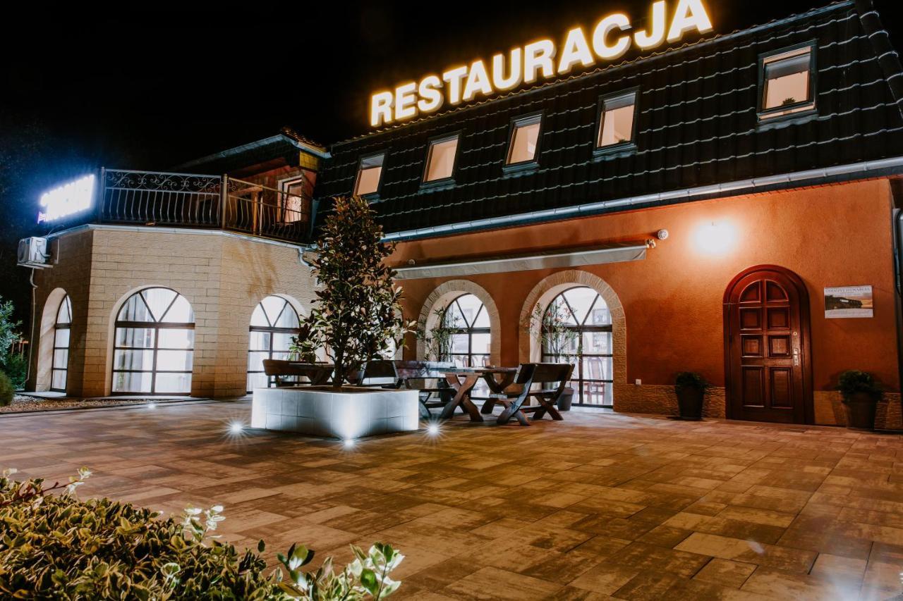 Lawendowy Ogród Hotel Brzeg Exterior foto